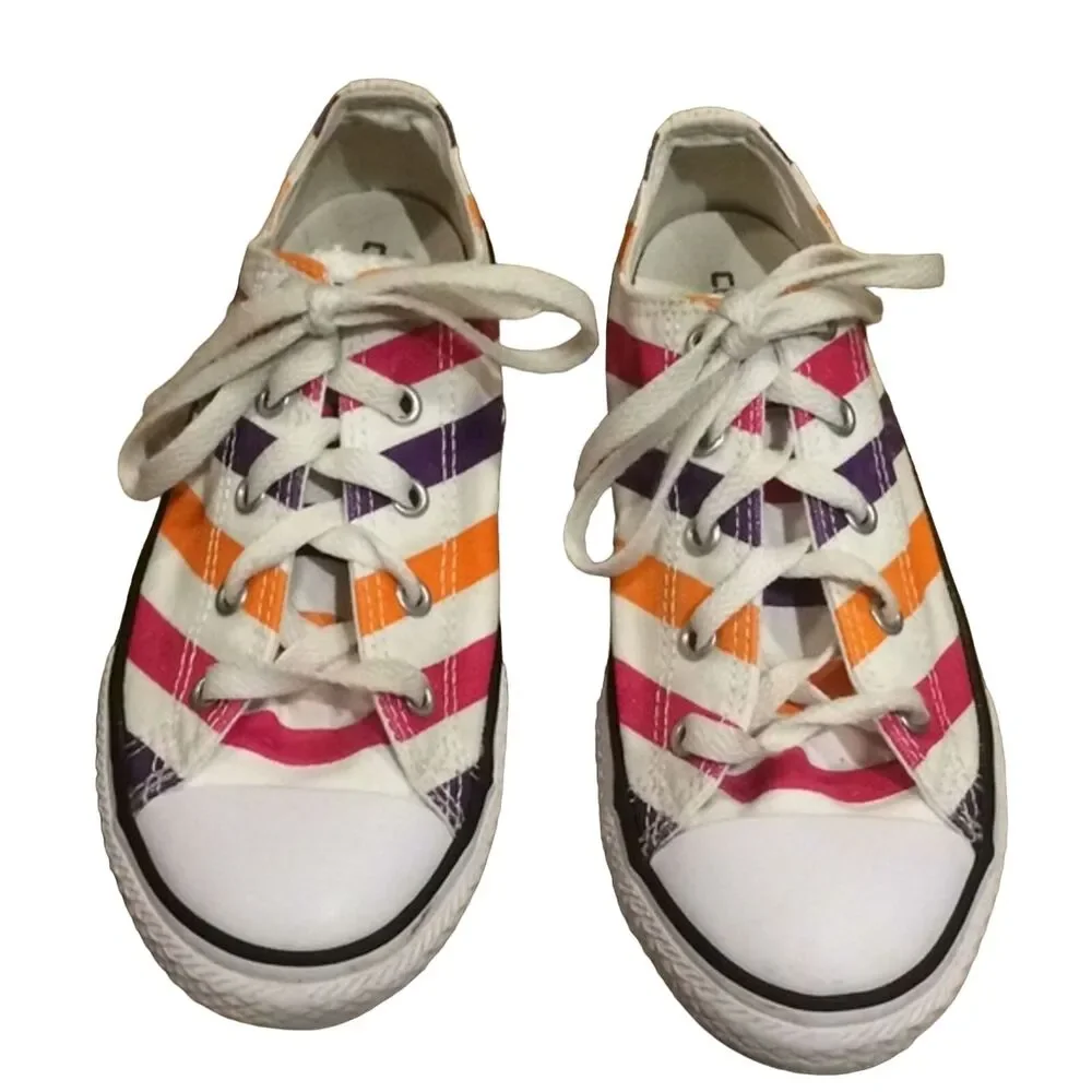 Converse Striped Low Top Sneaker Shoes Unisex Size Youth 3 White Chuck Taylor