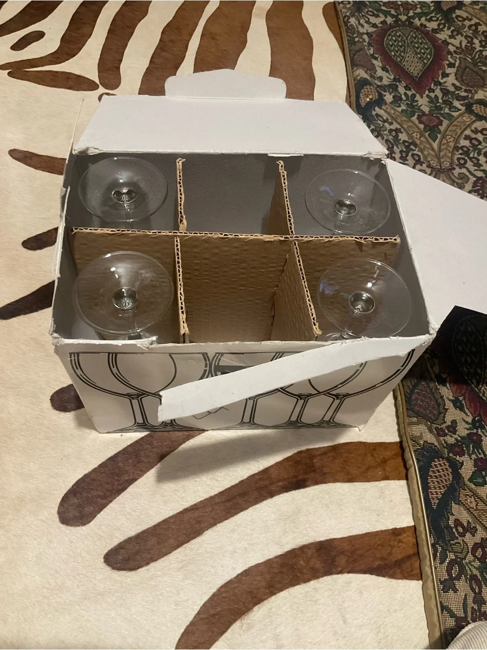 1990s SET 4 CRATE AND BARREL BALLOON WINE GLASSES GOBLETS 16 Oz