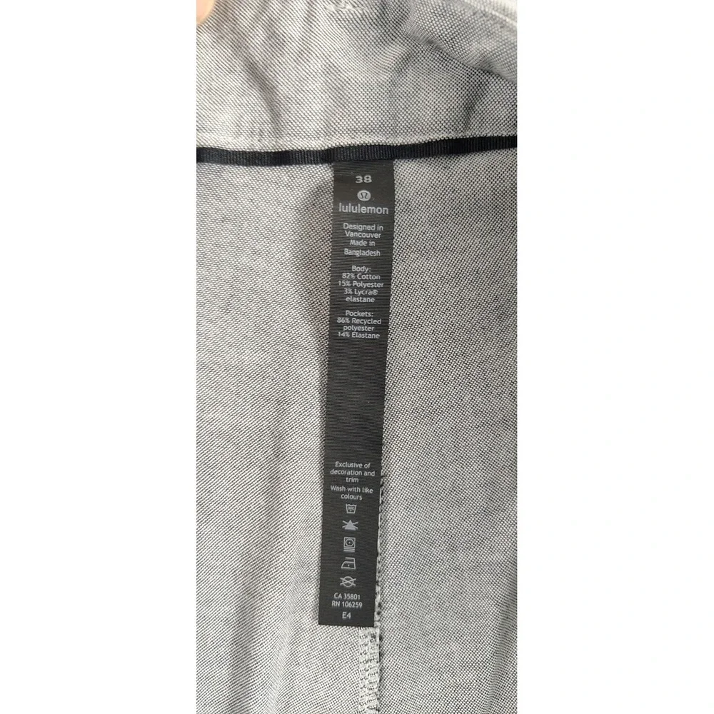 Lululemon Commission Shorts Mens 38x11 Gray Chino  Stretch Preppy Casual