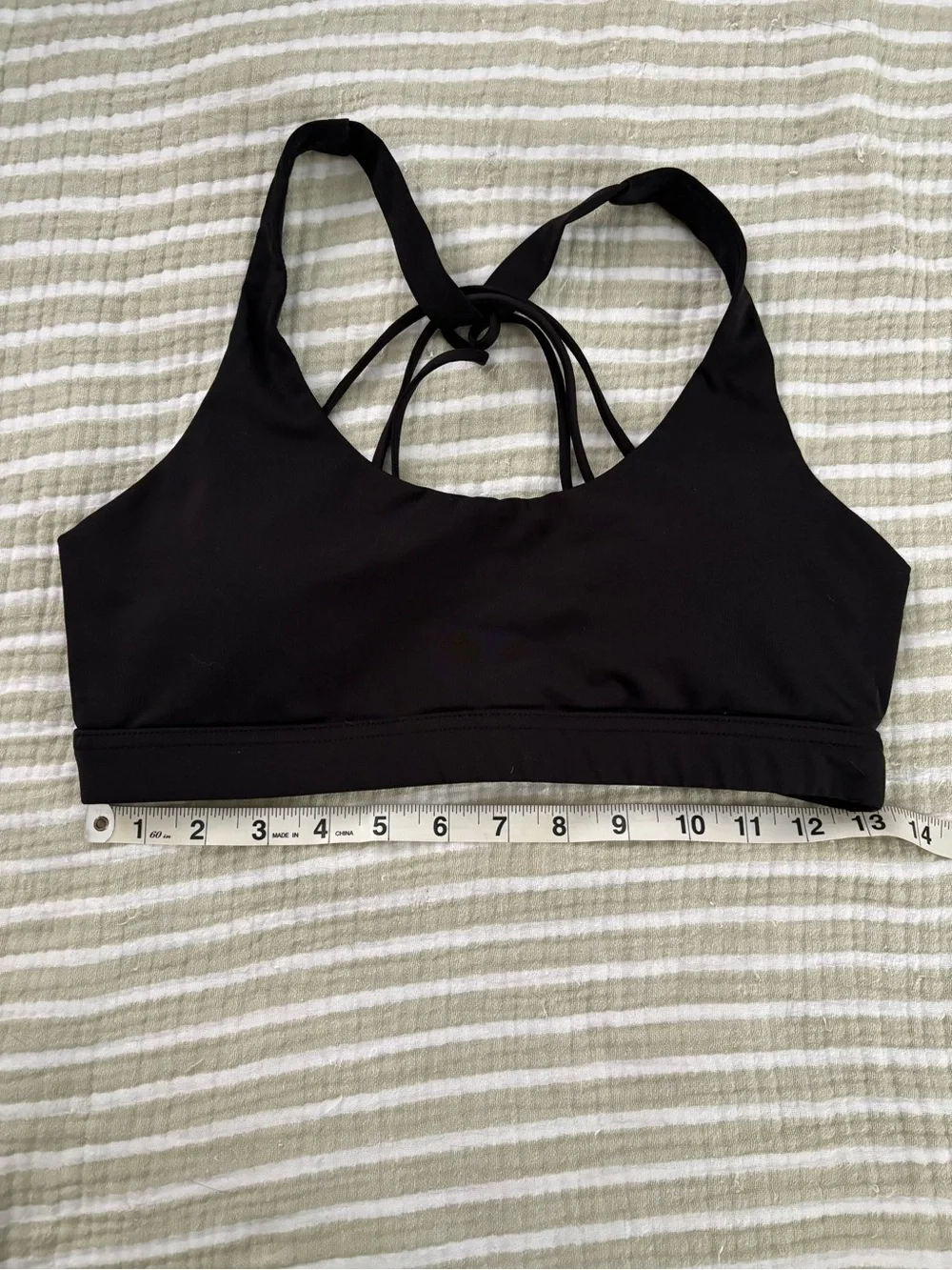 Icyzone Padded Strappy Sports Bra - Black (M)