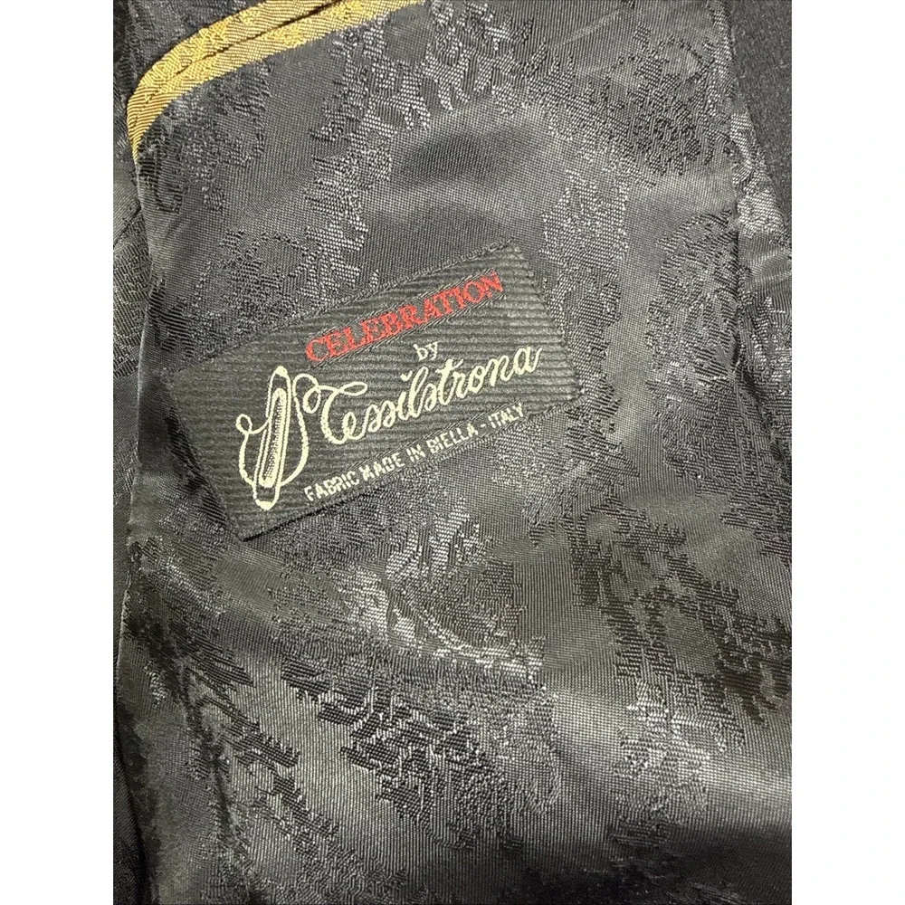 Sand The Red Carpet Brocaded Abstract White‎ And Black Men's Dinner Jacket Nice!