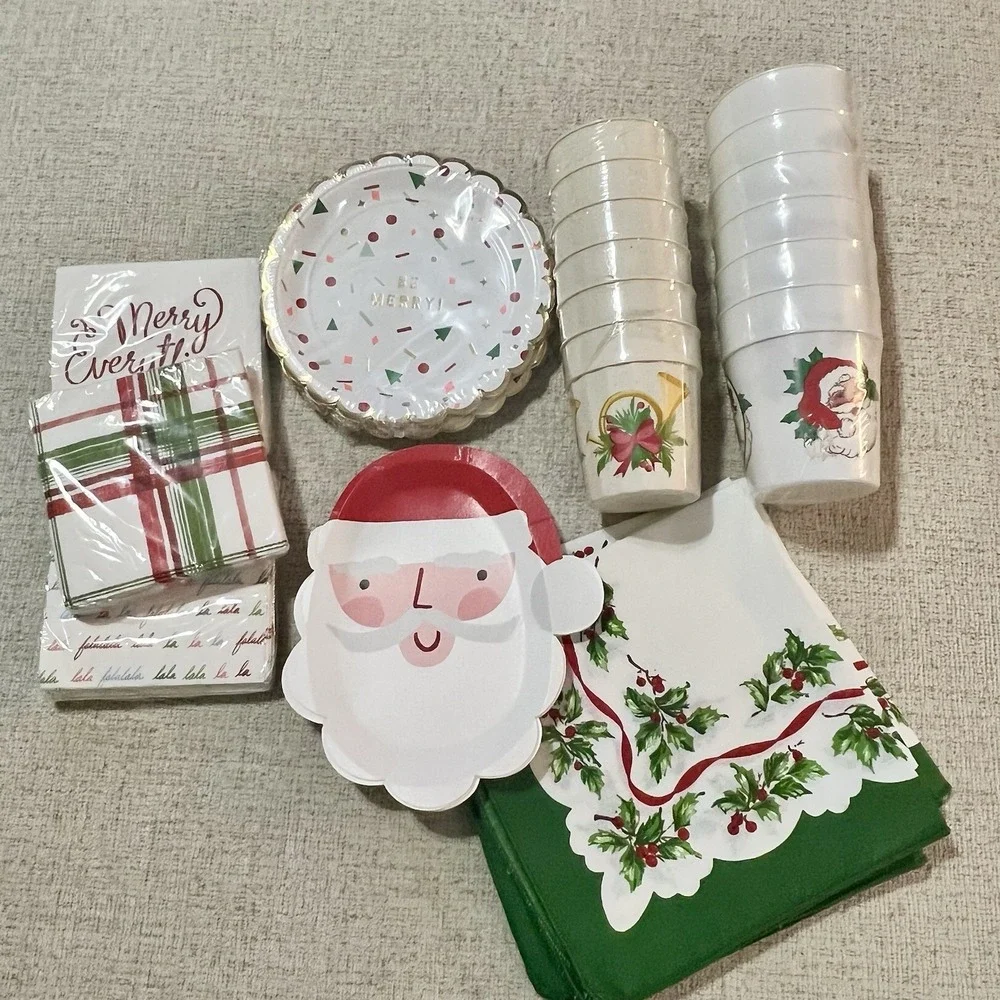 Christmas Plates Cups Napkins Lot Some Vintage Santa Holly‎ Holiday Party